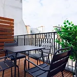 Stylish Triplex With Amazing Terrace Near Louvre